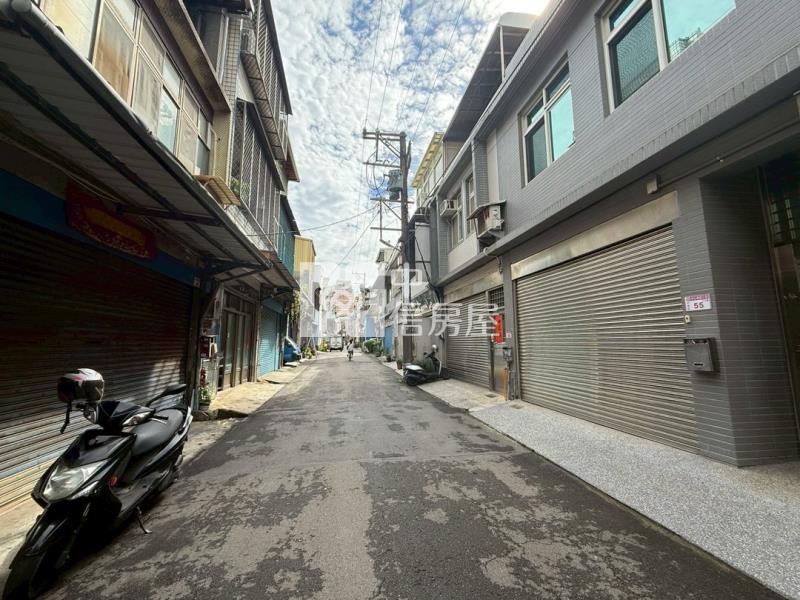 中壢體育園區大地坪透天房屋室內格局與周邊環境