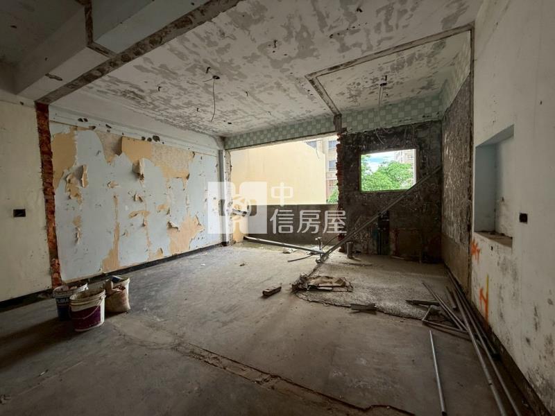 中壢體育園區大地坪透天房屋室內格局與周邊環境