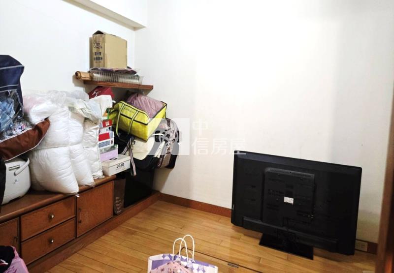 【獨家銷售】鳳西國小華廈房屋室內格局與周邊環境