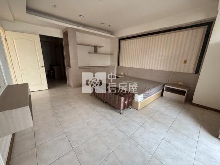 屏東房屋-東山河樓中樓雙車109坪美樓房屋室內格局與周邊環境