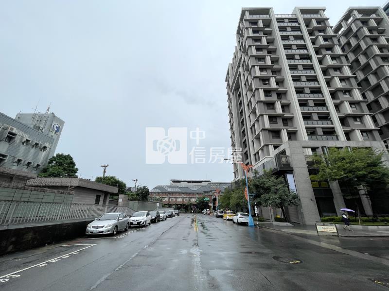 湖濱新綻雙平車角店房屋室內格局與周邊環境