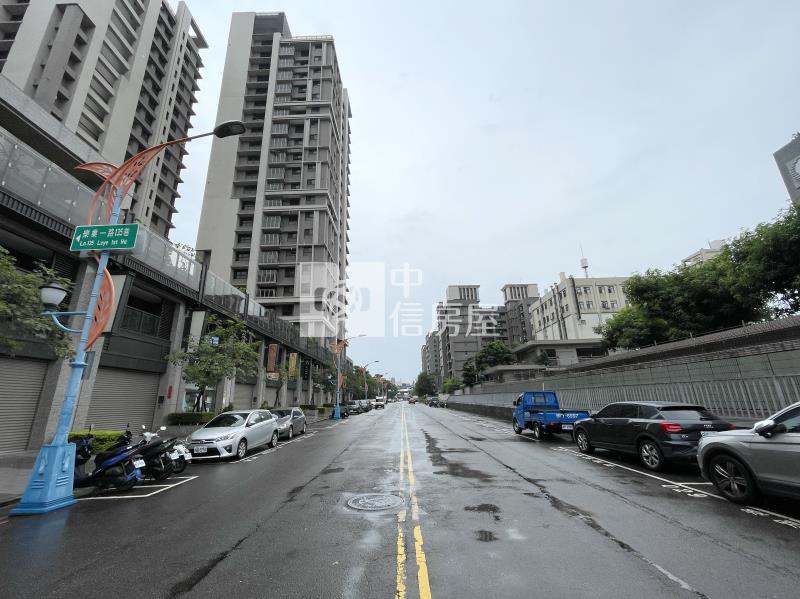 湖濱新綻雙平車角店房屋室內格局與周邊環境