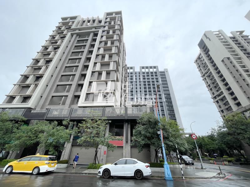 湖濱新綻雙平車角店房屋室內格局與周邊環境