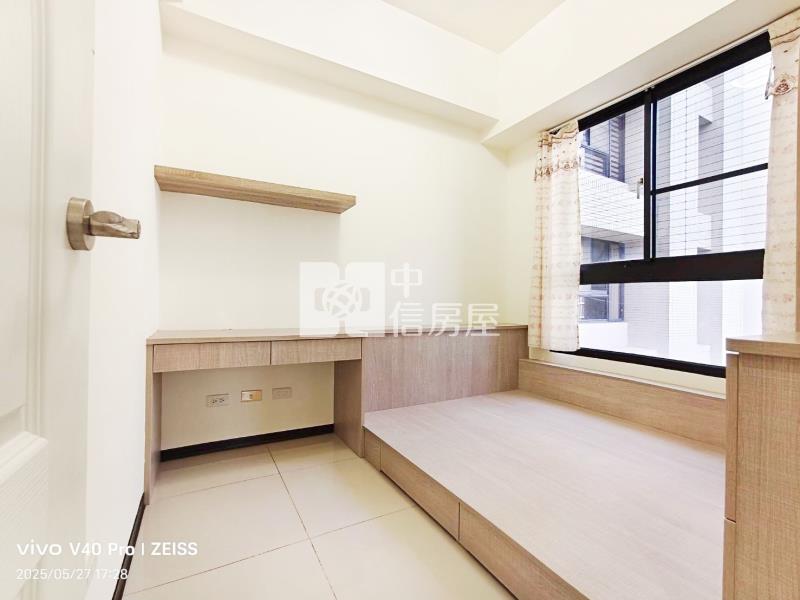 公園I-PARK面公園美廈雙平車房屋室內格局與周邊環境