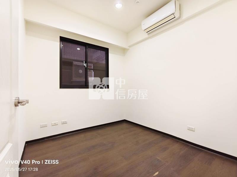 公園I-PARK面公園美廈雙平車房屋室內格局與周邊環境