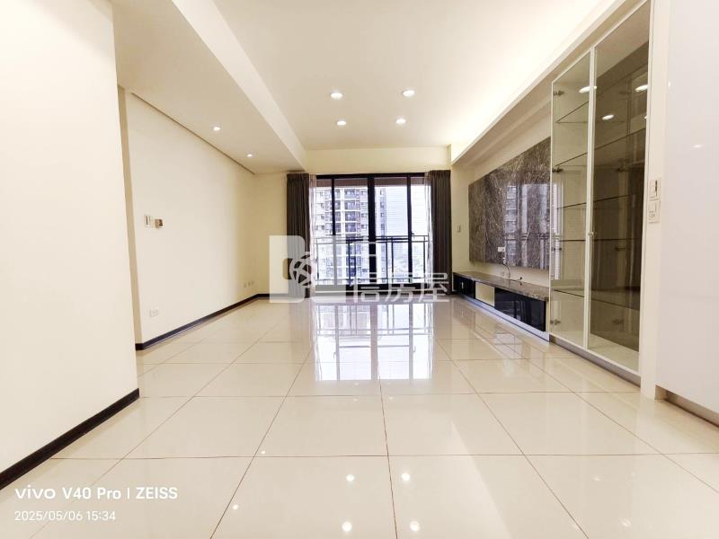 公園I-PARK面公園美廈雙平車房屋室內格局與周邊環境