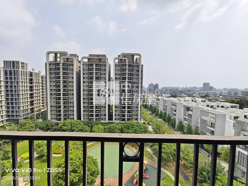 公園I-PARK面公園美廈雙平車房屋室內格局與周邊環境