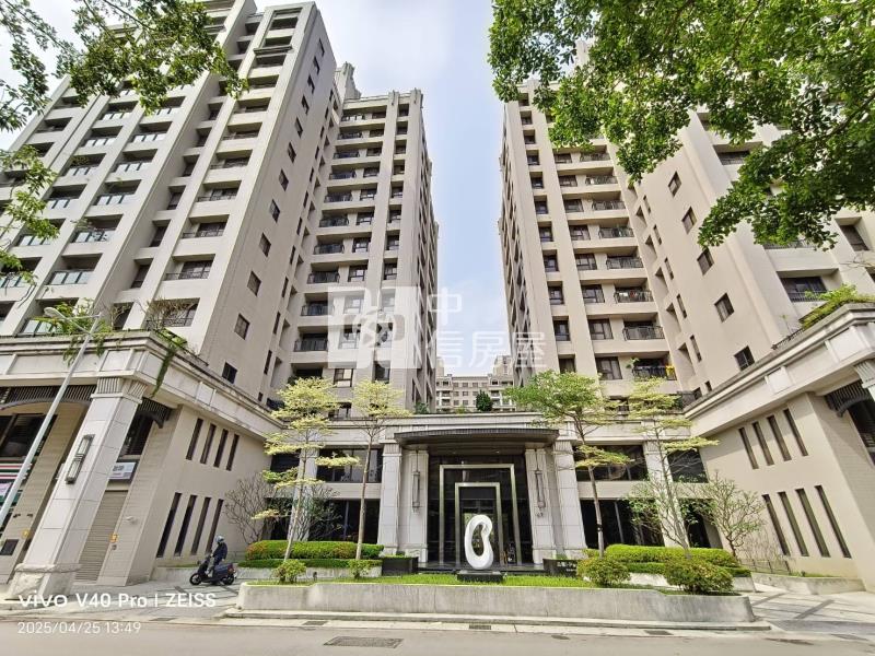 公園I-PARK面公園美廈雙平車房屋室內格局與周邊環境