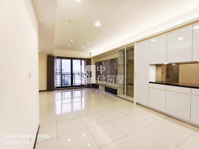 公園I-PARK面公園美廈雙平車房屋室內格局與周邊環境