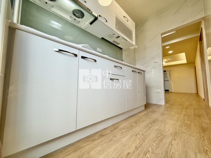 東平商圈入門大玄關全新整理三房美屋房屋室內格局與周邊環境