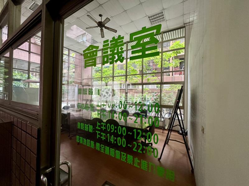 頂好文心春之頌電梯2房房屋室內格局與周邊環境