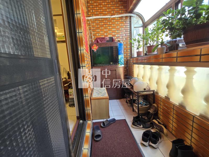 (專任)觀音costco便宜重疊別墅房屋室內格局與周邊環境