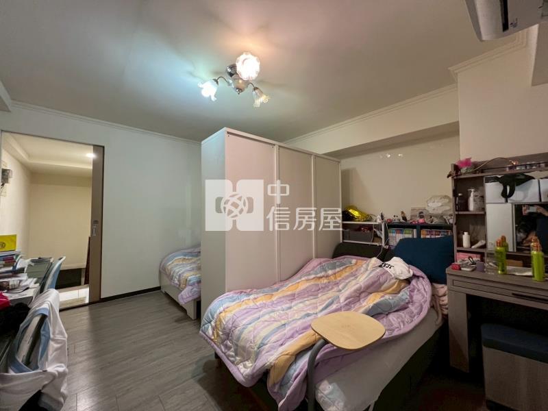 台中高工美村商圈1+2樓店住合一賺錢樓店房屋室內格局與周邊環境