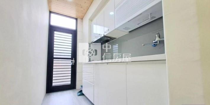 中興大學旁南京大廈美三房房屋室內格局與周邊環境