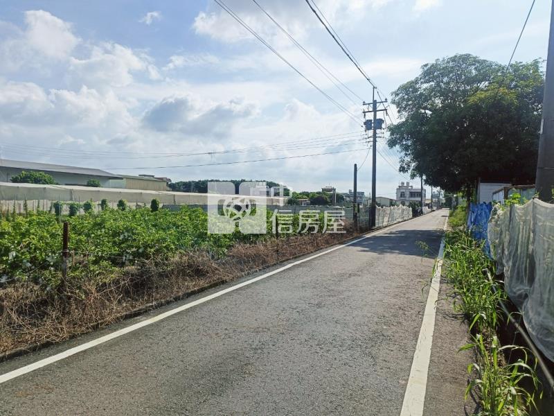 高雄阿蓮高鐵便道旁農地房屋室內格局與周邊環境