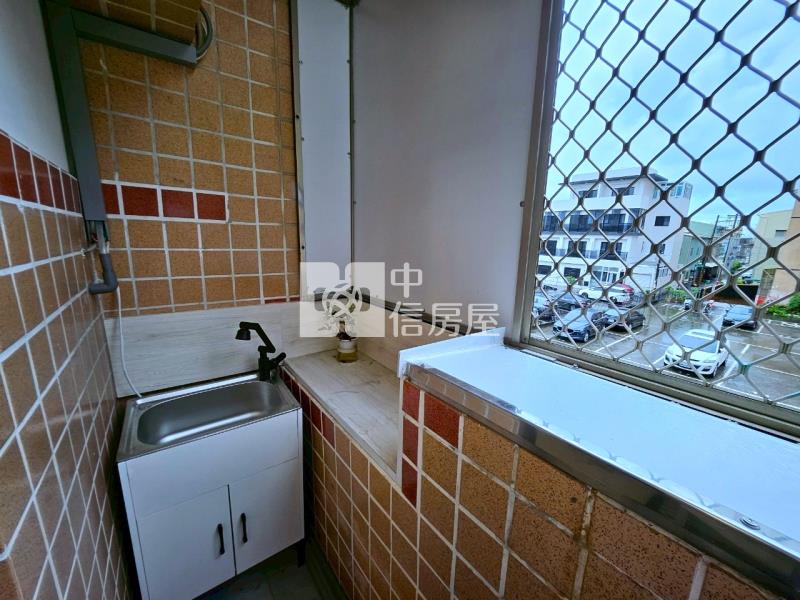 仁德新貴整新智能二房電寓房屋室內格局與周邊環境