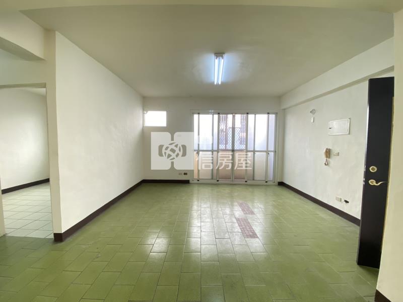 忠明南路低總價邊間5樓公寓房屋室內格局與周邊環境