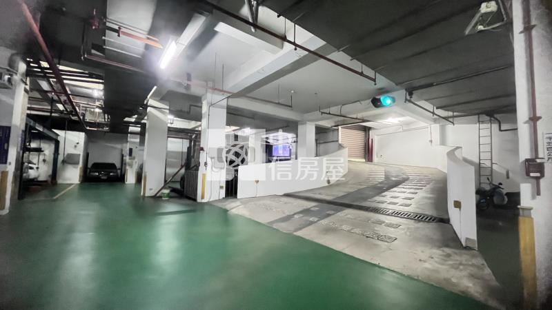 國圖館低總價四房附車位房屋室內格局與周邊環境