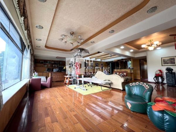 民族路10米大面寬電梯金店面房屋室內格局與周邊環境
