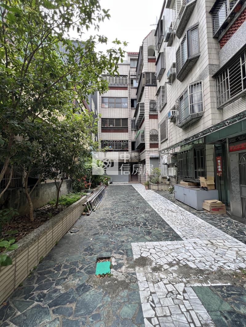 三鐵共構北歐風三房精裝戶房屋室內格局與周邊環境