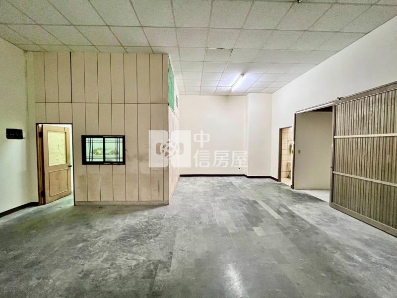 宜欣國小旁臨路大坪數店面房屋室內格局與周邊環境