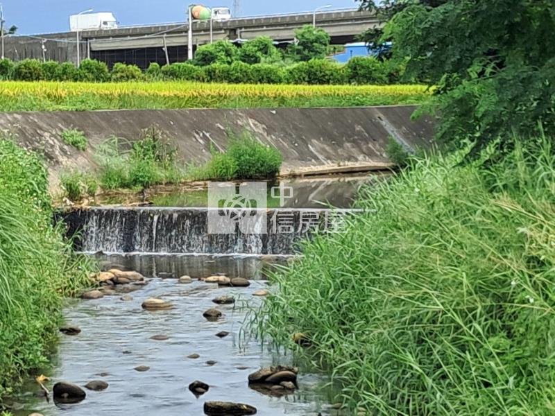 觀音66快速路旁田房屋室內格局與周邊環境
