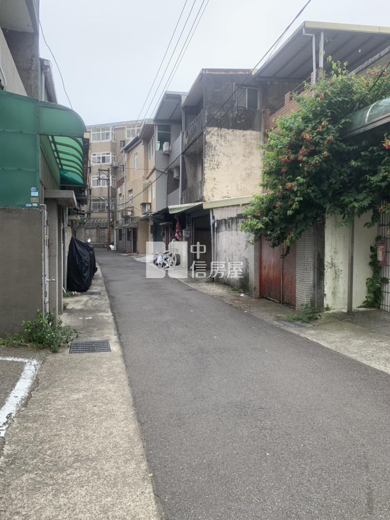 龍岡大地坪需整理透天房屋室內格局與周邊環境