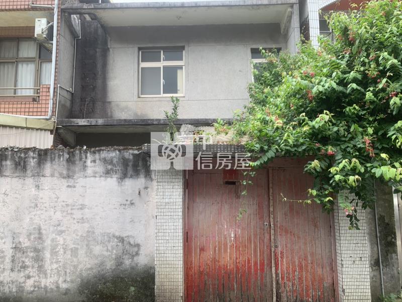 龍岡大地坪需整理透天房屋室內格局與周邊環境