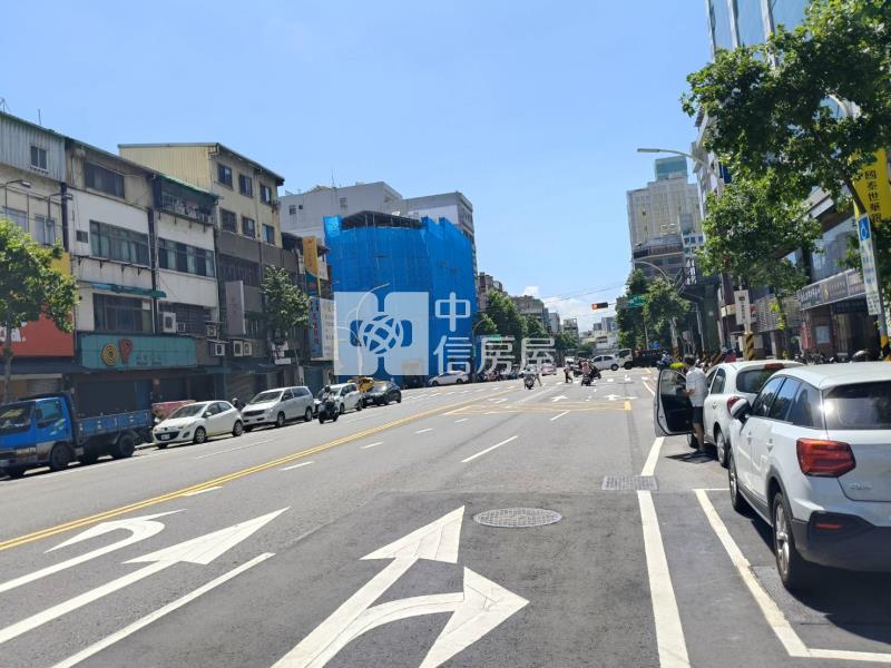 中壢商業區透店+25套房(附電梯)房屋室內格局與周邊環境