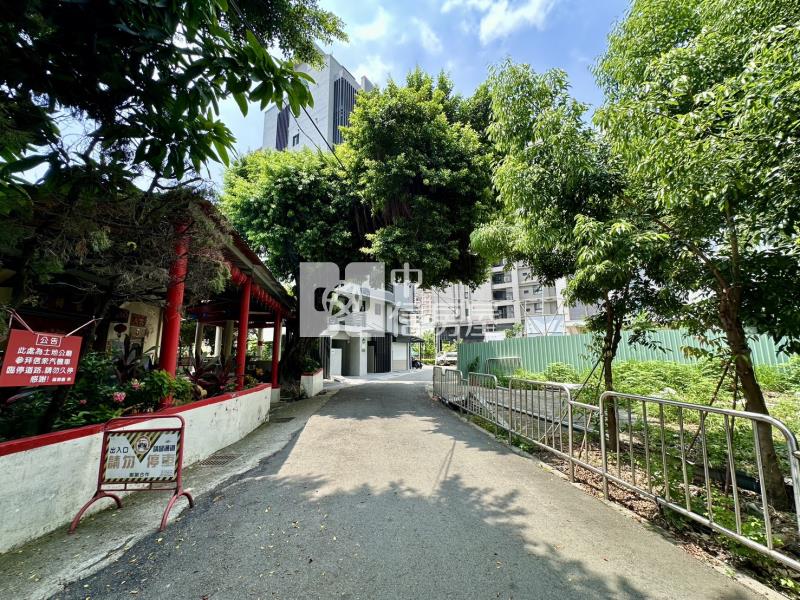 南屯保安段住二角地房屋室內格局與周邊環境