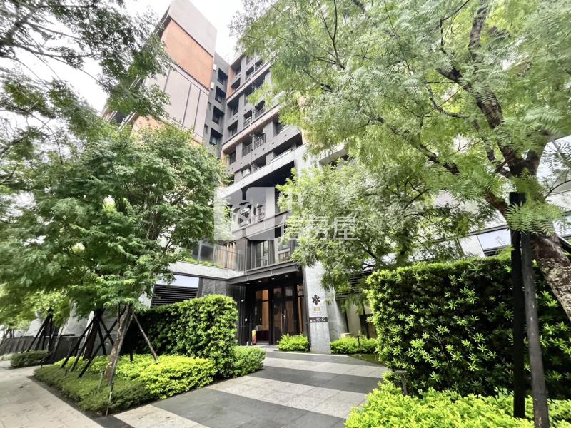 逢甲遠雄純寓高樓戶房屋室內格局與周邊環境