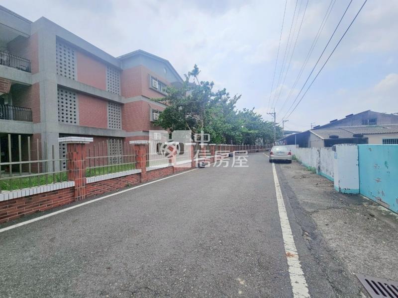 太保安東國小旁持分美地房屋室內格局與周邊環境