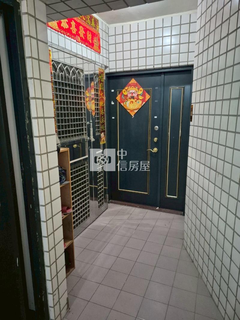 【神馬】龍岡錢櫃大樓電梯三房房屋室內格局與周邊環境