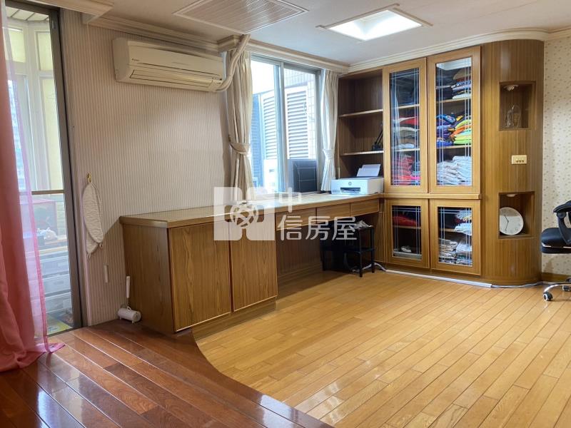 海德堡廣場豪宅屋房屋室內格局與周邊環境