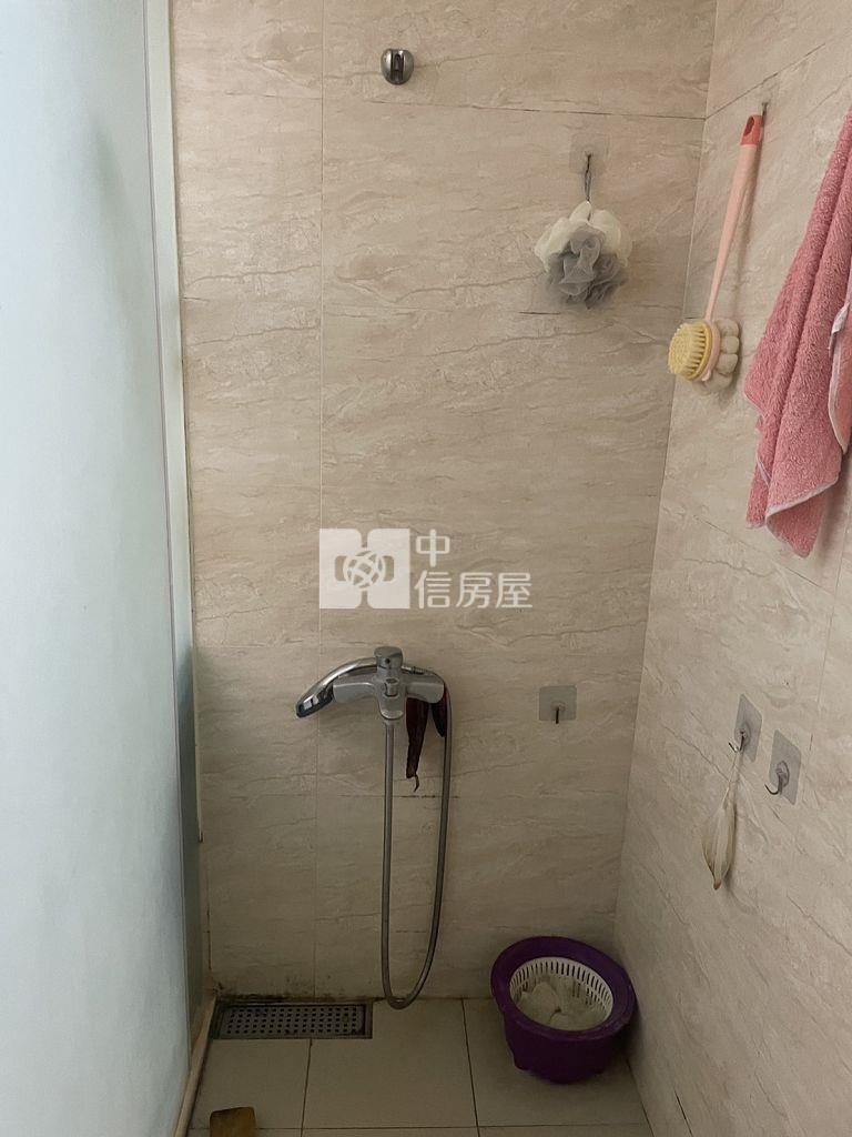 D004裕成南路商辦住透天厝[中信-新莊捷運加盟店]房屋室內格局與周邊環境