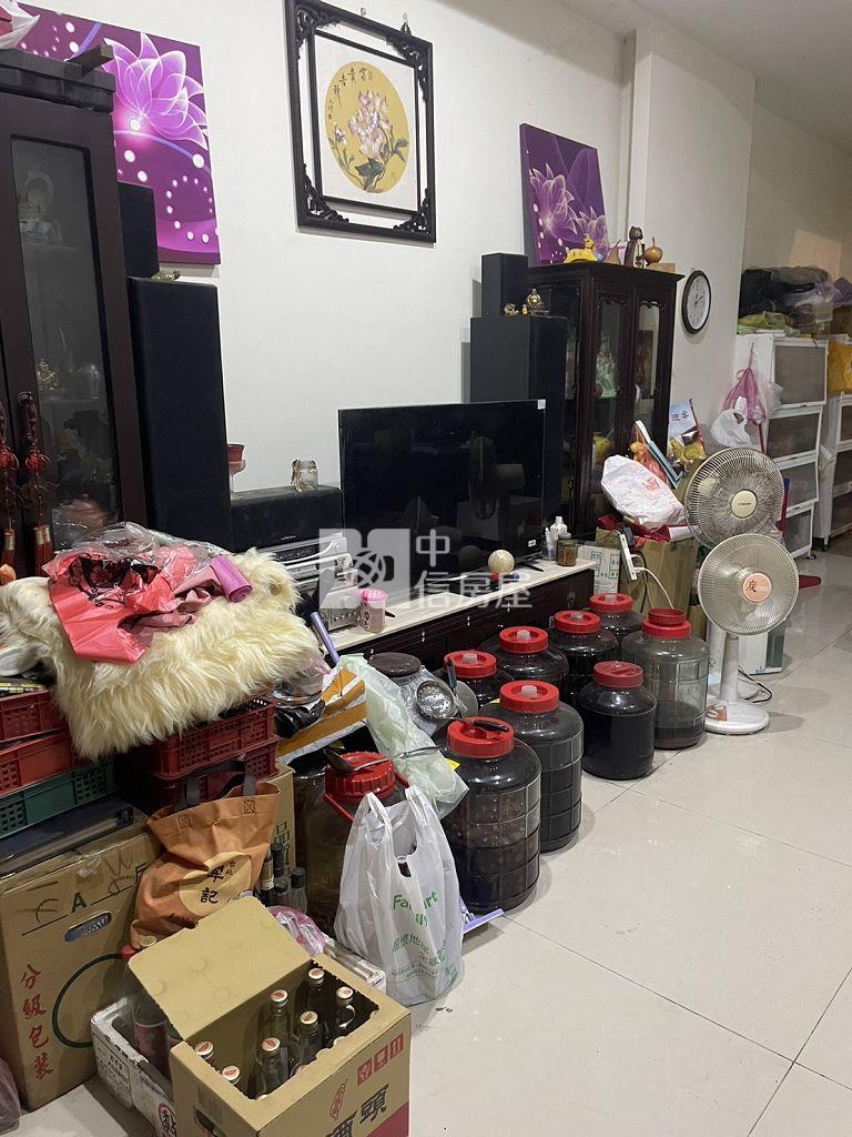 D004裕成南路商辦住透天厝[中信-新莊捷運加盟店]房屋室內格局與周邊環境