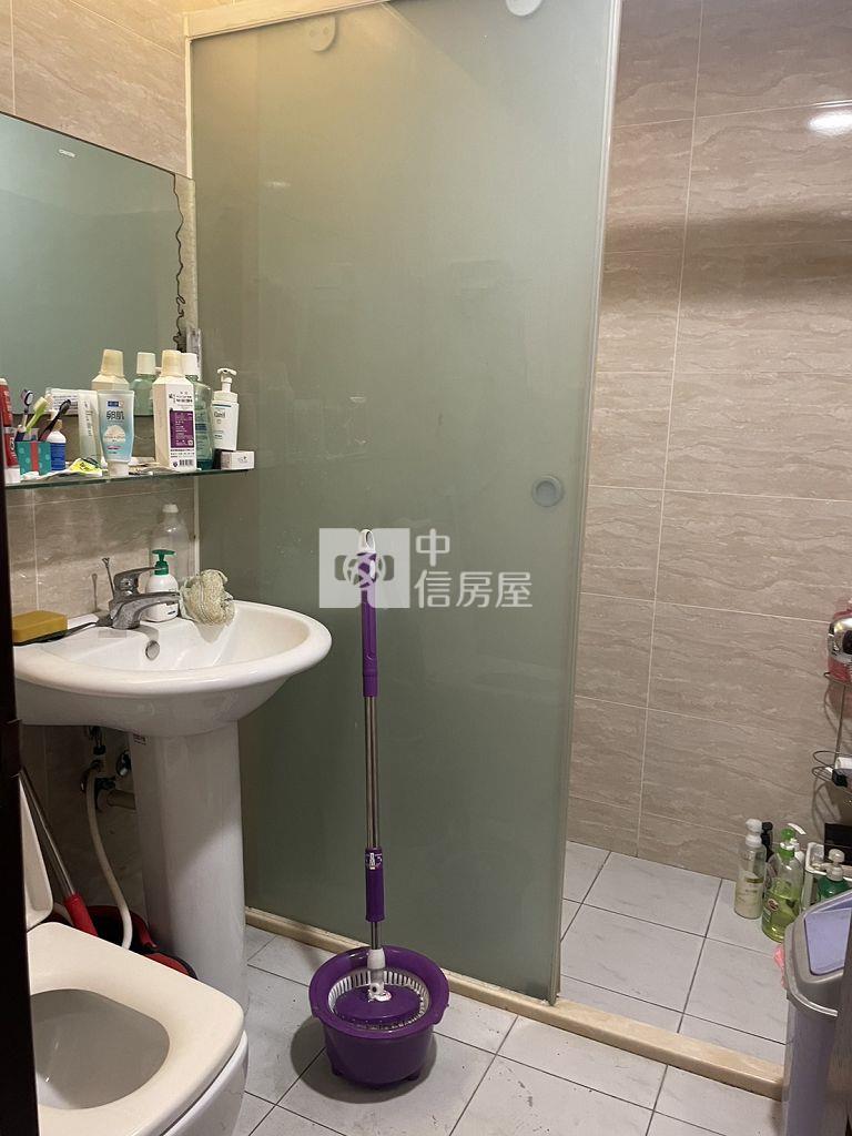 D004裕成南路商辦住透天厝[中信-新莊捷運加盟店]房屋室內格局與周邊環境