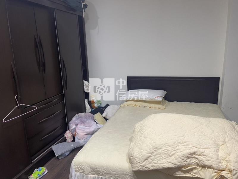 D004裕成南路商辦住透天厝[中信-新莊捷運加盟店]房屋室內格局與周邊環境