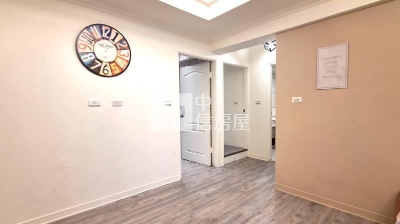 南區工學長億陽光三房車位房屋室內格局與周邊環境