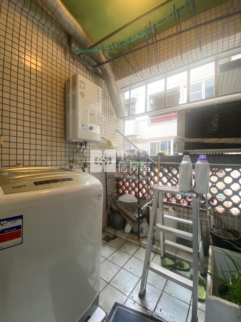 學區次頂樓大三房無限視野戶房屋室內格局與周邊環境