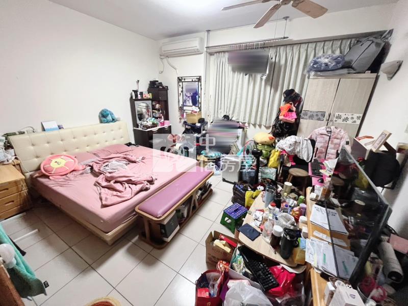 軟體園區8米活路六房臨路車庫美透天房屋室內格局與周邊環境
