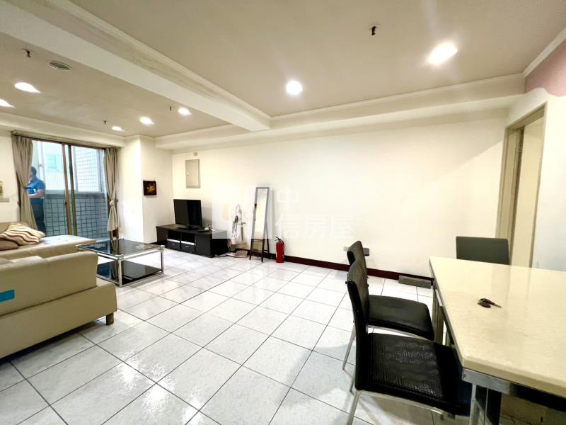 中壢仁慈路一品中原三房房屋室內格局與周邊環境