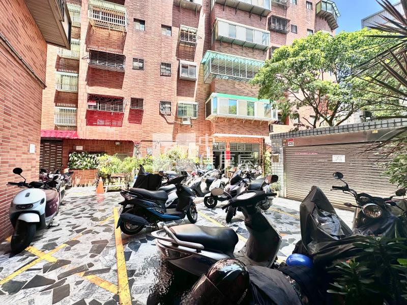 內壢元智大學有陽台電梯美套房房屋室內格局與周邊環境