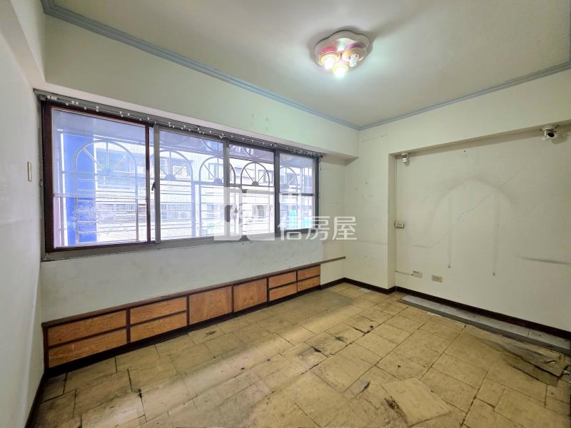 漢口商圈晴圓青島市雙平車樓店房屋室內格局與周邊環境