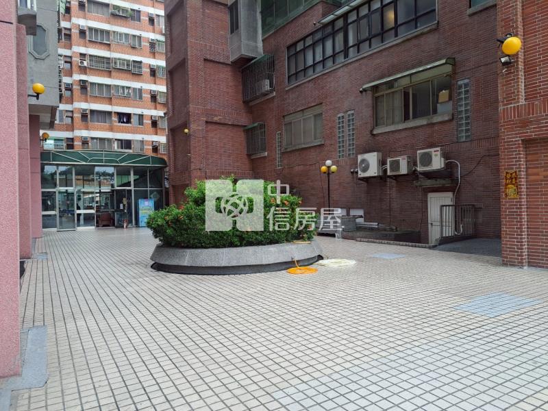 北安大地簡約二房雙陽台房屋室內格局與周邊環境