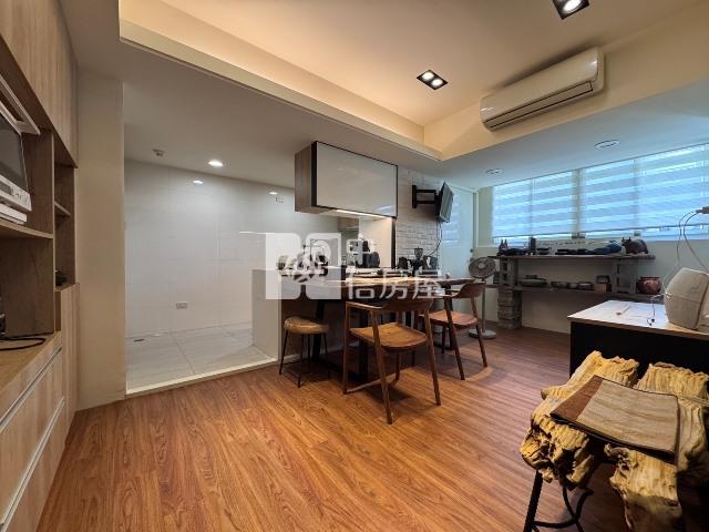 南區10米路店面房屋室內格局與周邊環境