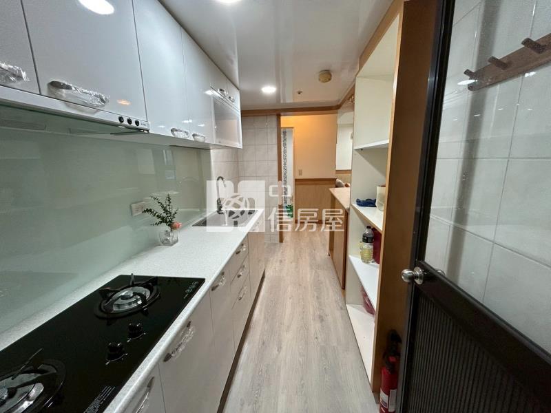 巴黎花都大三房房屋室內格局與周邊環境