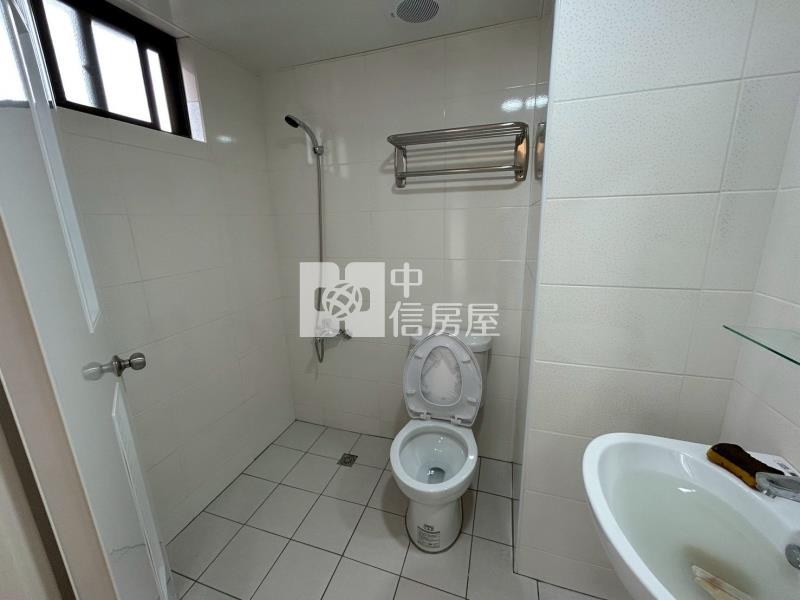 巴黎花都大三房房屋室內格局與周邊環境