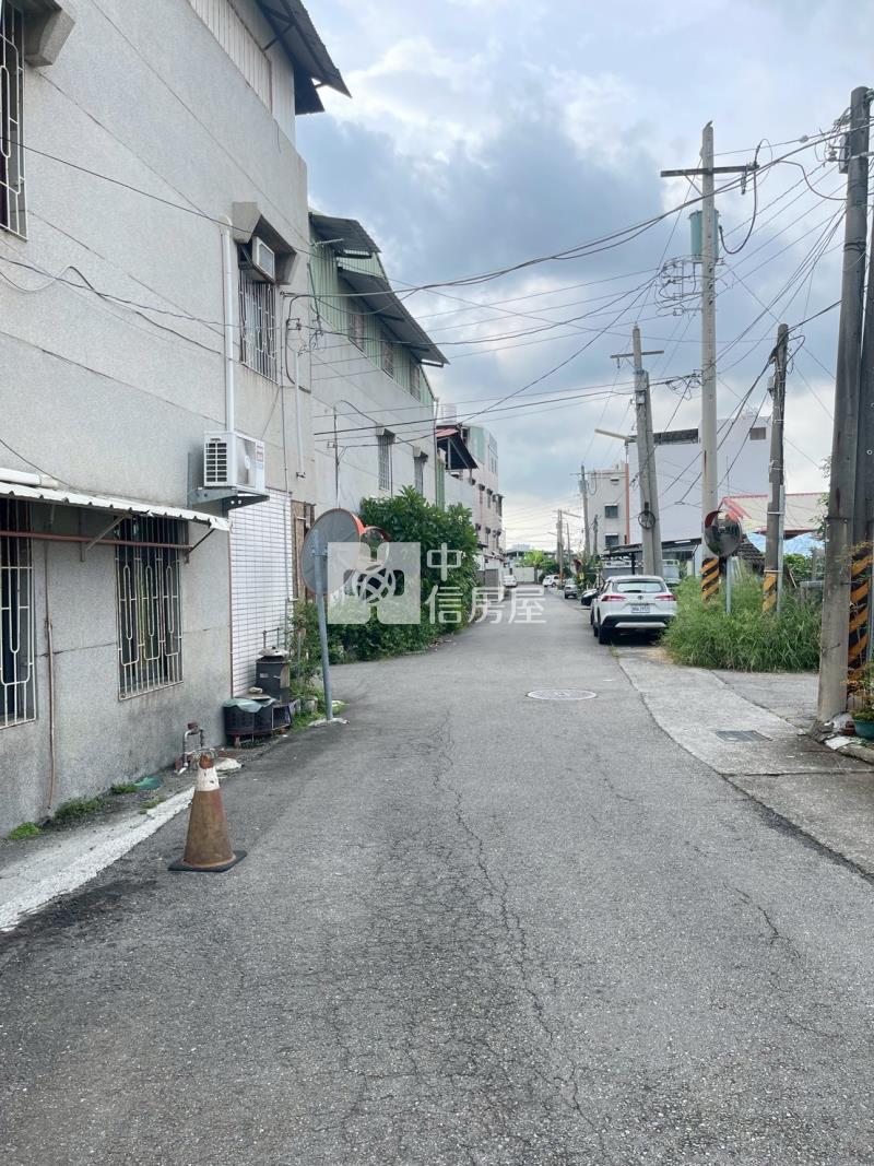 斗六雲林路旁大面寬建地房屋室內格局與周邊環境