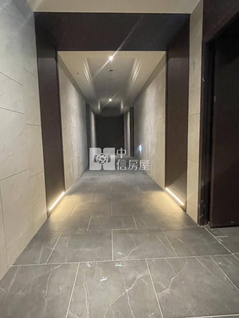 文心愛悅(A8棟)邊間朝南裝潢戶房屋室內格局與周邊環境